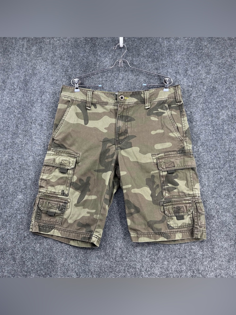 Laser Co Camo Utility Workwear Cargo Shorts Men’s 36* 11” Inseam